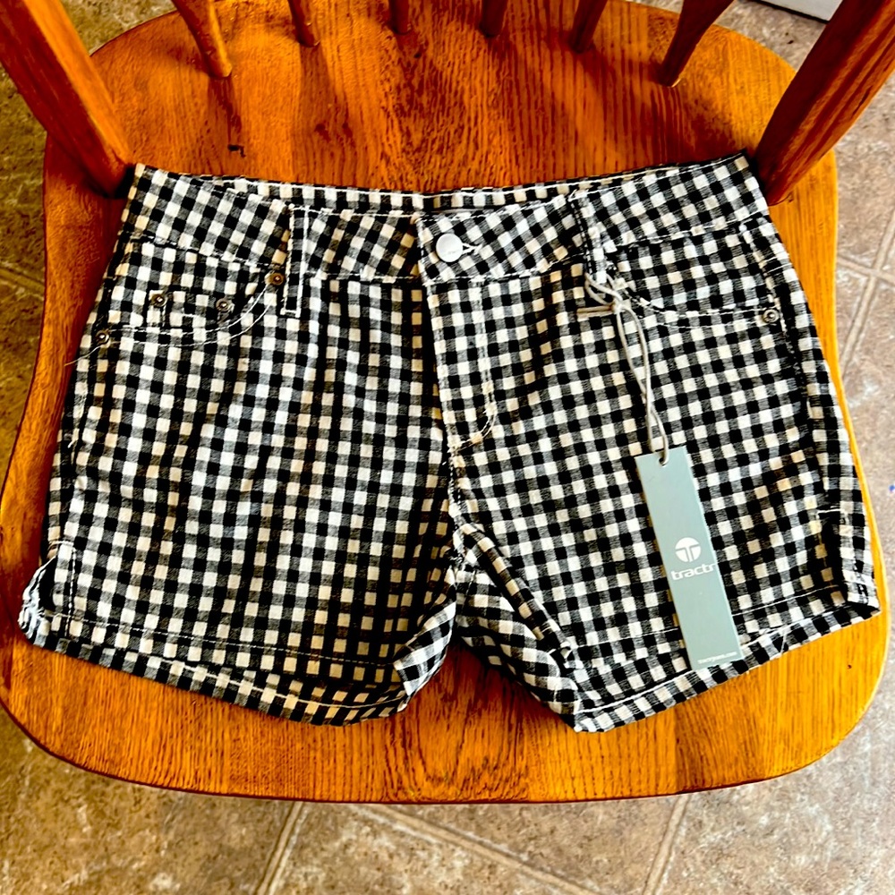 NWT Girls Tractr Shorts